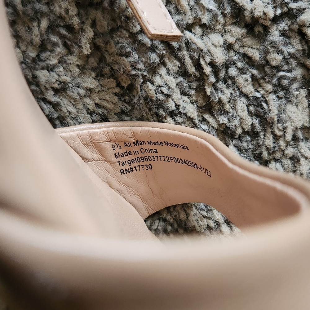 A New Day Nude Block Heels - Picture 7 of 7
